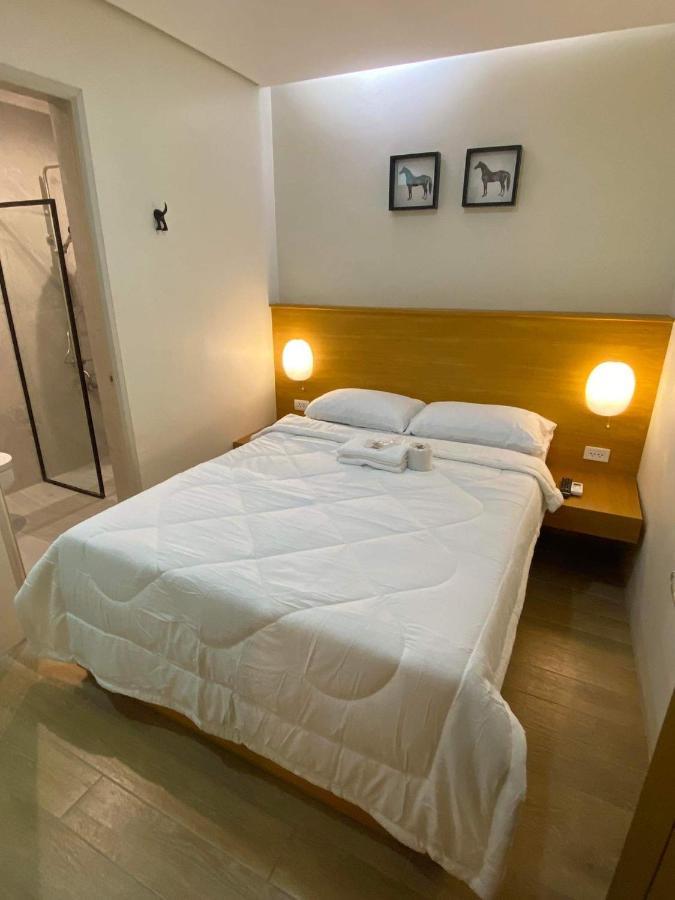 Aurora Suites Пасай Экстерьер фото