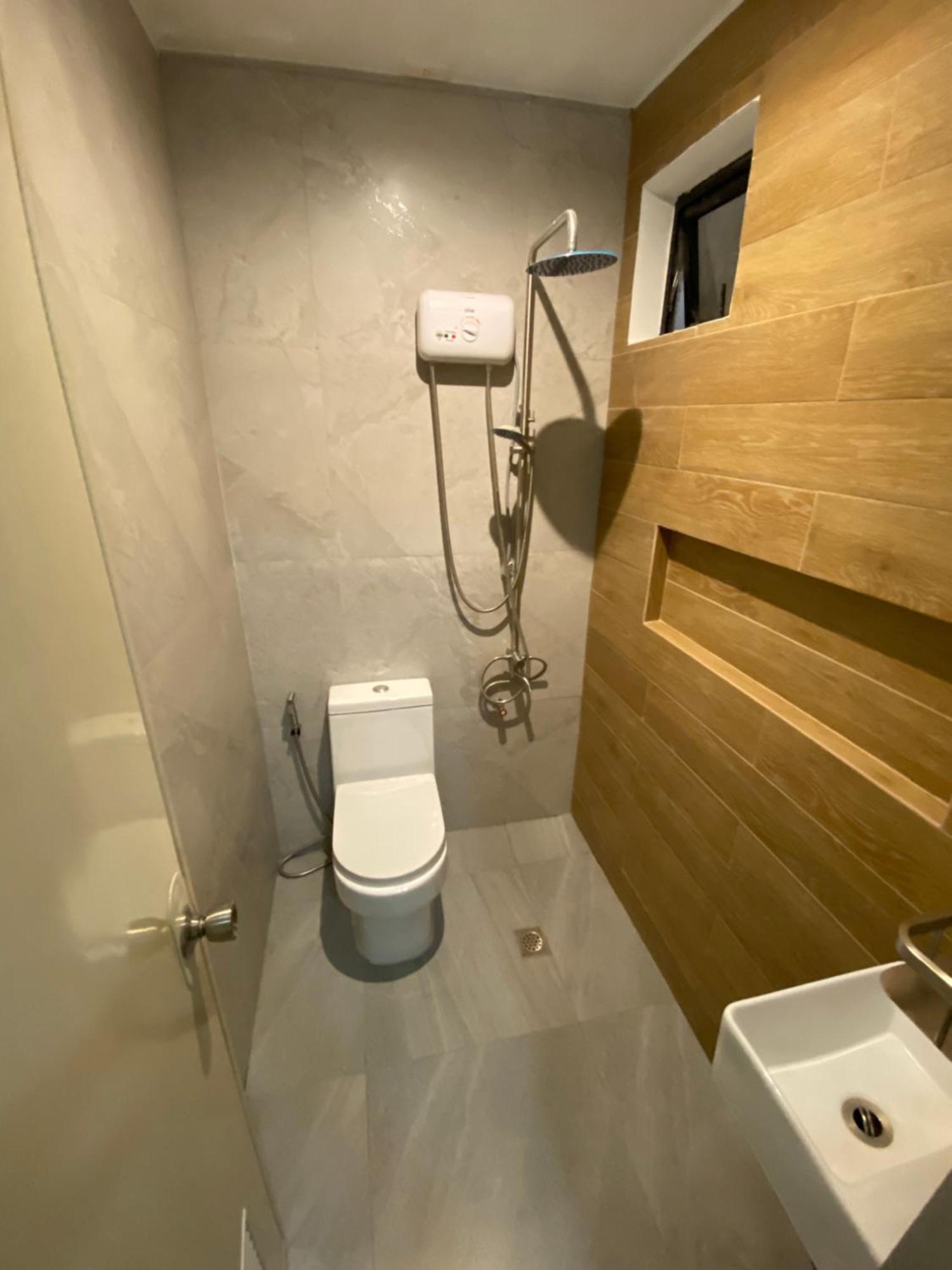 Aurora Suites Пасай Экстерьер фото